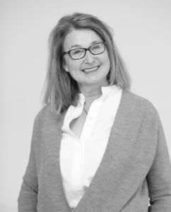 Porträt von Bernadette Büsgen, Gründerin für die Blended Learning Journeys von Mermaid Broccoli.